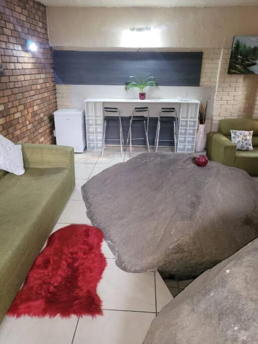 Albatrossways Lodge Sandton Zewnętrze zdjęcie